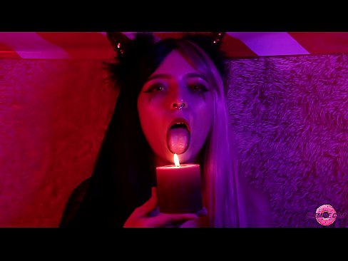 ❤️ Strastveno pušenje od seksi sukubusa s ispunjenim ustima Tvrdi porno kod nas