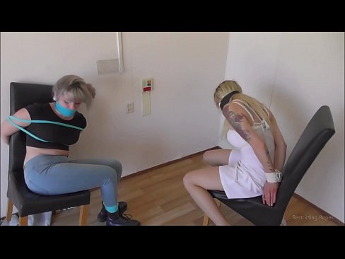 ❤️ Ovisnik / vezan i začepljen usta / djevojka u nevolji Tvrdi porno kod nas
