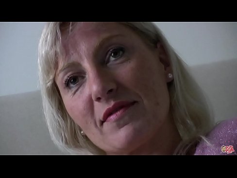 ❤️ Majka koju smo svi zajebali... Gospođo, ponašajte se dobro! Tvrdi porno kod nas